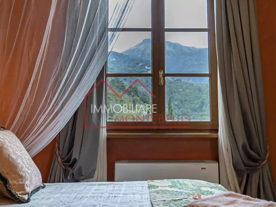 Immagine 62 di Villa in vendita  a Camaiore