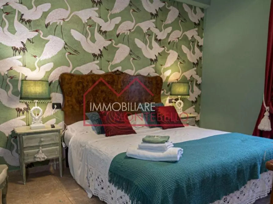 Immagine 67 di Villa in vendita  a Camaiore