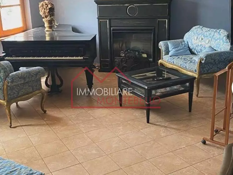 Immagine 26 di Villa in vendita  a Camaiore