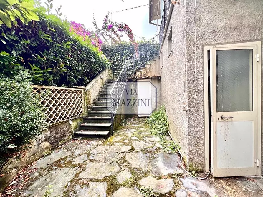 Immagine 3 di Appartamento in vendita  a Pietrasanta