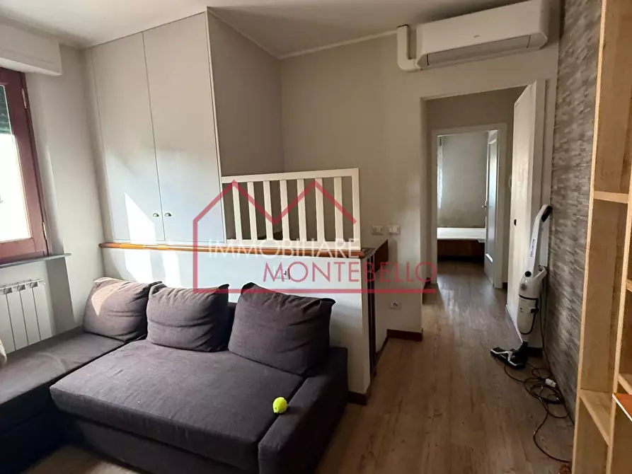 Immagine 4 di Porzione di casa in vendita  a Camaiore