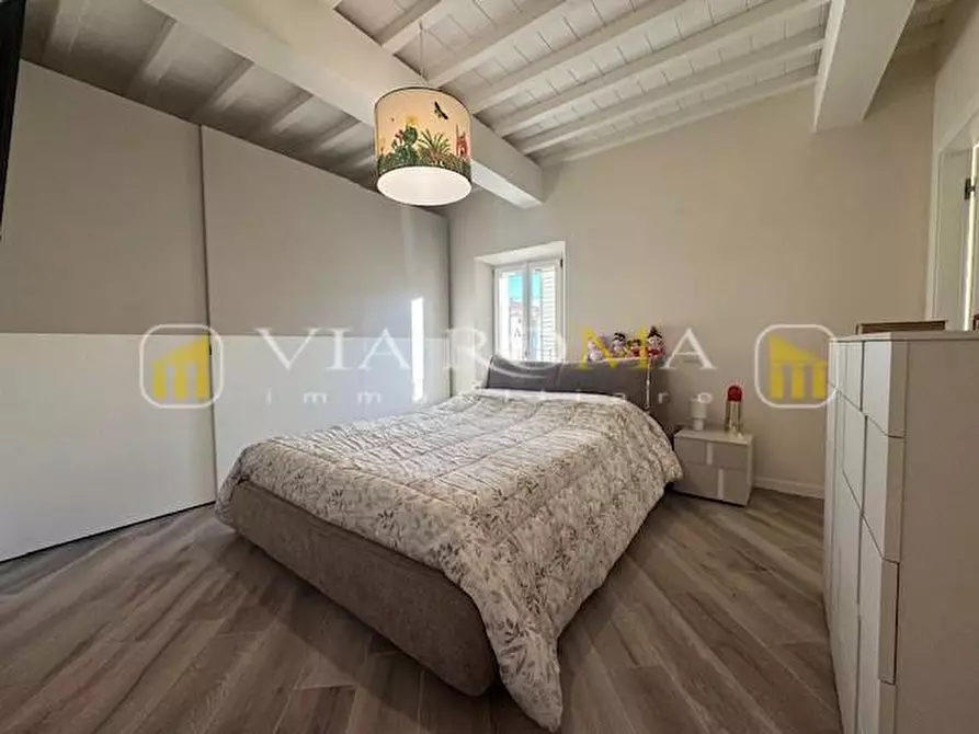 Immagine 29 di Casa bifamiliare in vendita  a Lucca