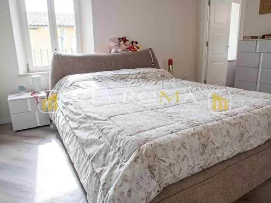 Immagine 62 di Casa bifamiliare in vendita  a Lucca