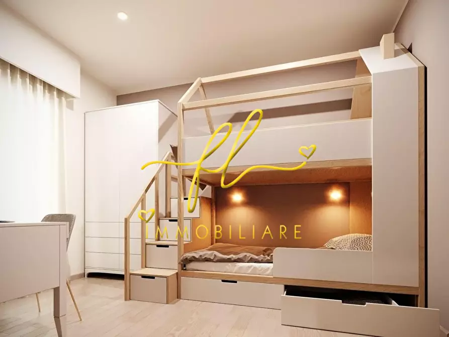 Immagine 10 di Villa in vendita  a Cecina