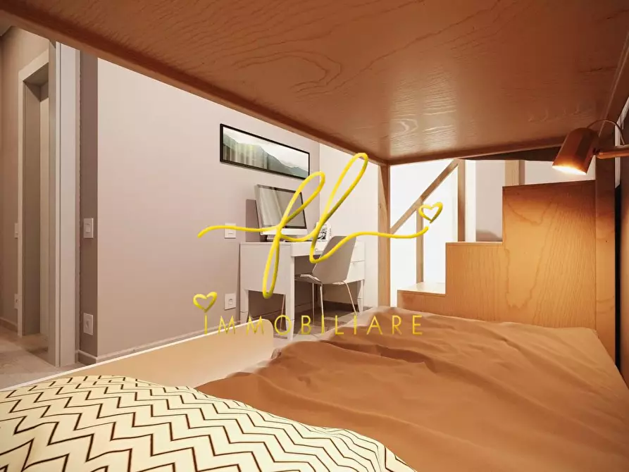 Immagine 11 di Villa in vendita  a Cecina