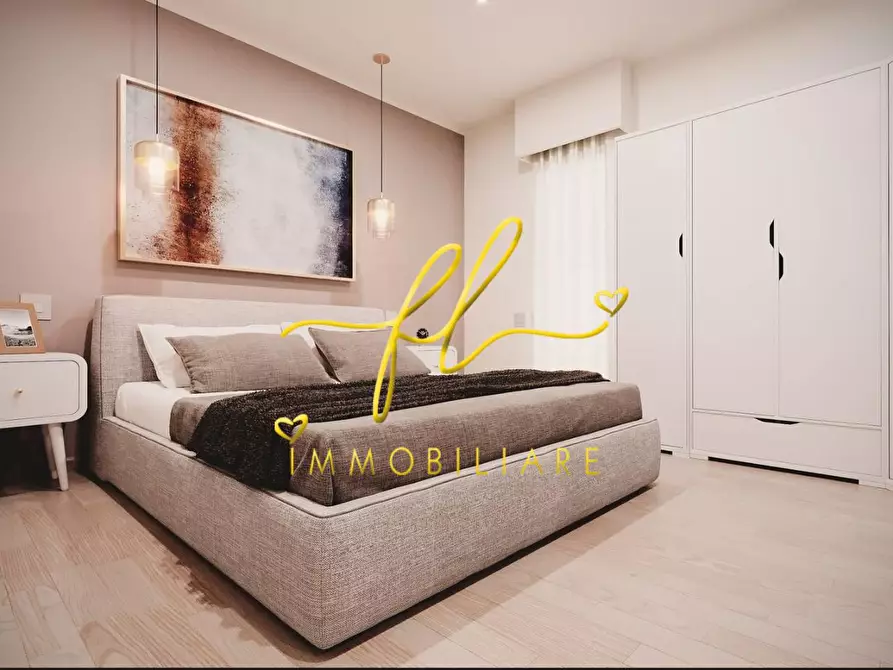 Immagine 8 di Villa in vendita  a Cecina