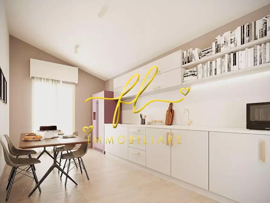 Immagine 4 di Villa in vendita  a Cecina