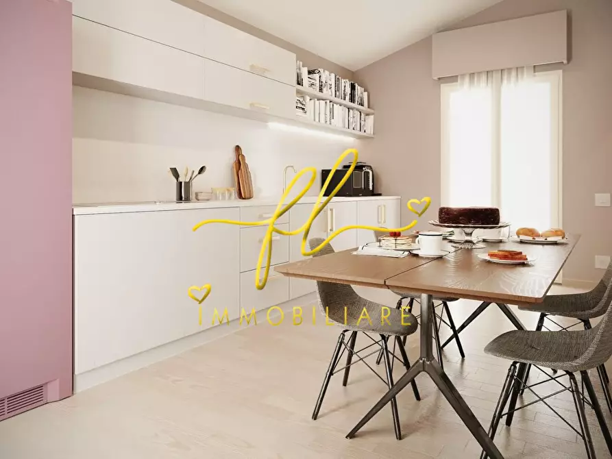 Immagine 6 di Villa in vendita  a Cecina