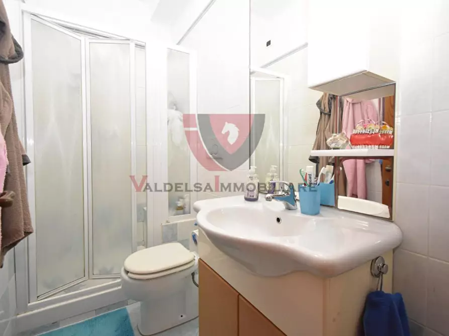 Immagine 33 di Appartamento in vendita  a Colle Di Val D'elsa