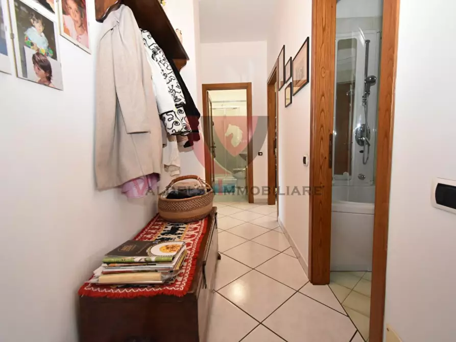 Immagine 24 di Appartamento in vendita  a Colle Di Val D'elsa