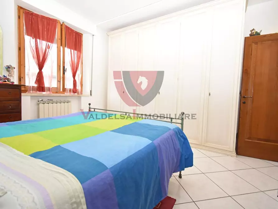 Immagine 22 di Appartamento in vendita  a Colle Di Val D'elsa