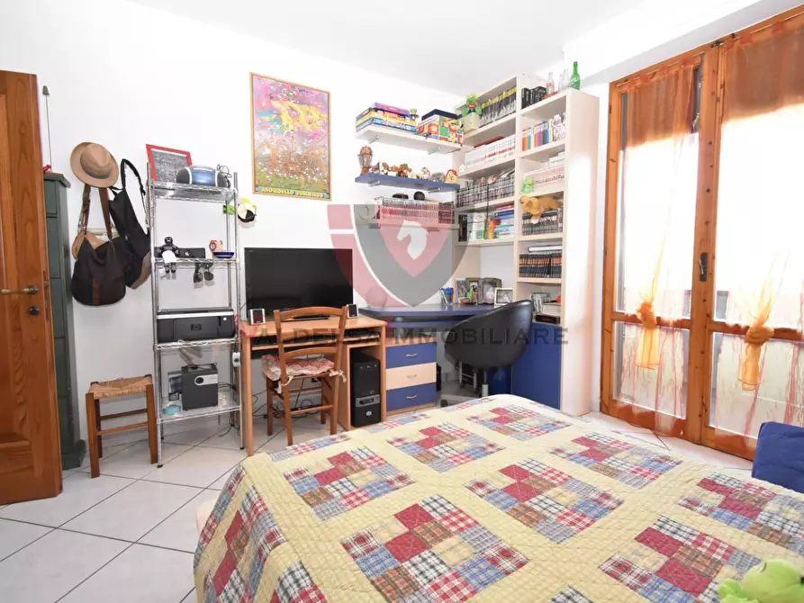 Immagine 18 di Appartamento in vendita  a Colle Di Val D'elsa