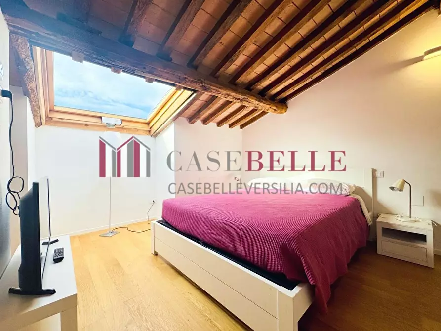 Immagine 35 di Appartamento in affitto  a Forte Dei Marmi