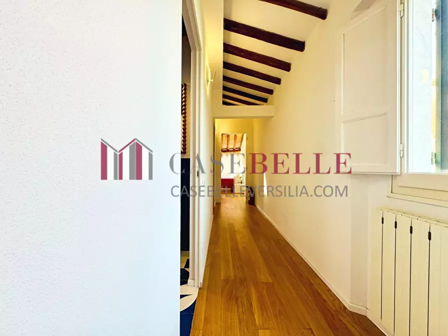 Immagine 32 di Appartamento in affitto  a Forte Dei Marmi