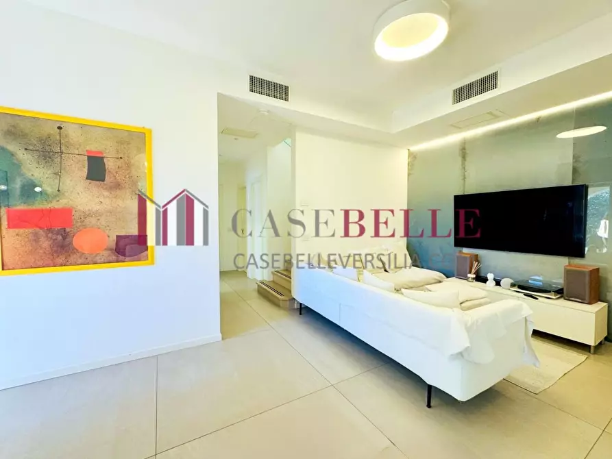 Immagine 4 di Casa semindipendente in affitto  a Forte Dei Marmi