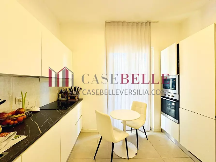 Immagine 8 di Casa semindipendente in affitto  a Forte Dei Marmi