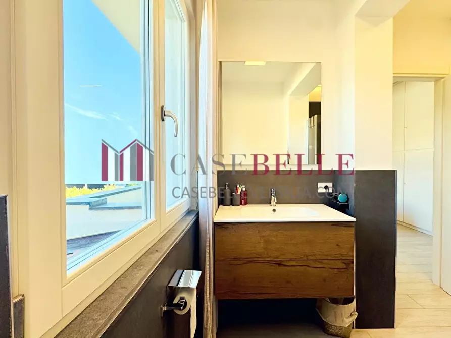 Immagine 28 di Casa semindipendente in affitto  a Forte Dei Marmi