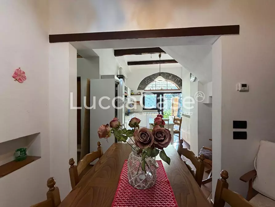 Immagine 5 di Villa in vendita  a Borgo A Mozzano