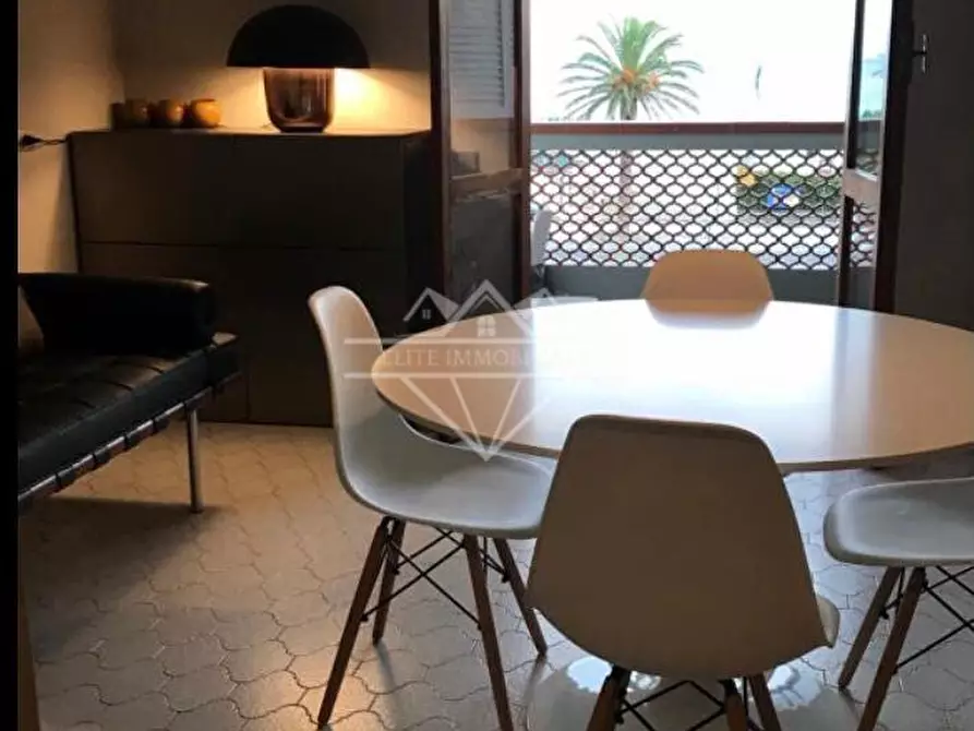 Immagine 1 di Appartamento in affitto  a Carrara