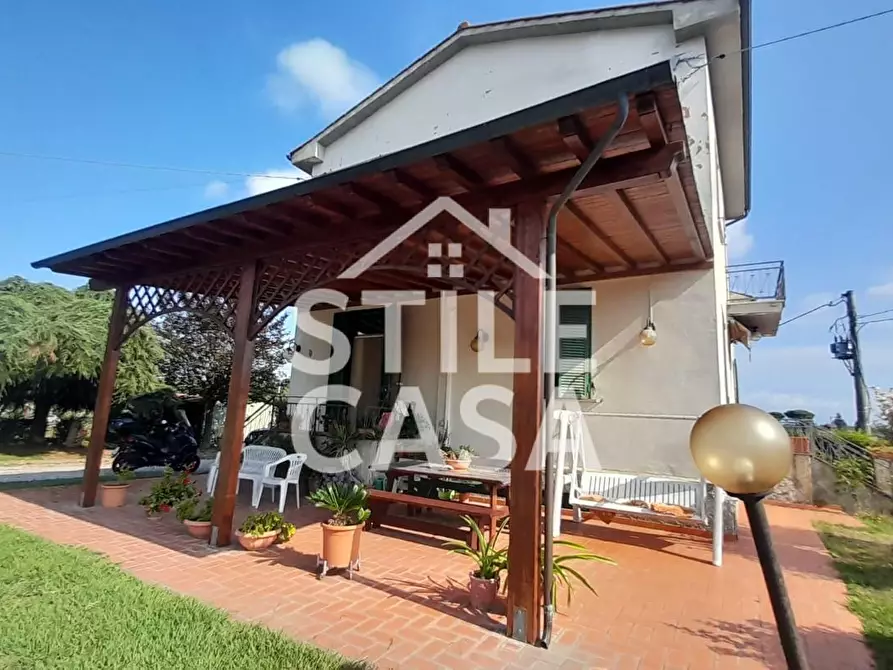 Immagine 99 di Casa indipendente in vendita  a Castelfranco Di Sotto