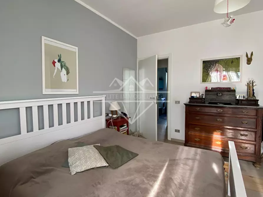 Immagine 9 di Appartamento in vendita  a Castelnuovo Magra