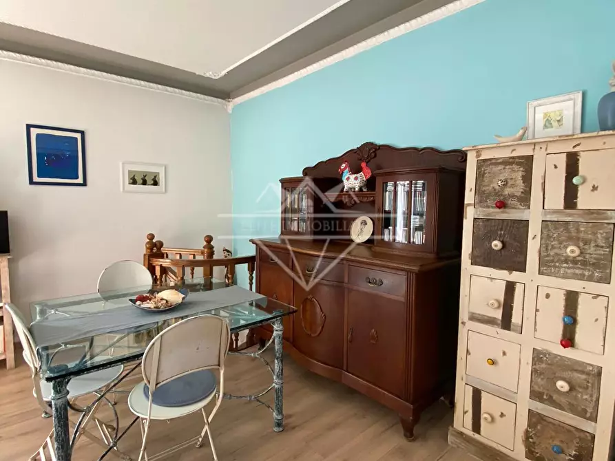 Immagine 4 di Appartamento in vendita  a Castelnuovo Magra