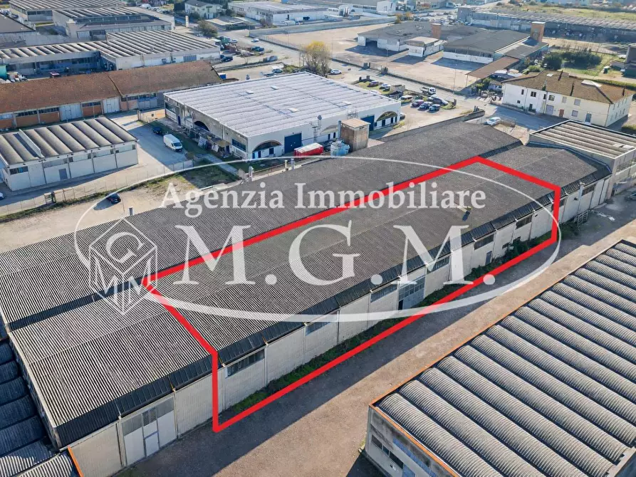 Immagine 1 di Attività artigianale in vendita  a Casciana Terme Lari