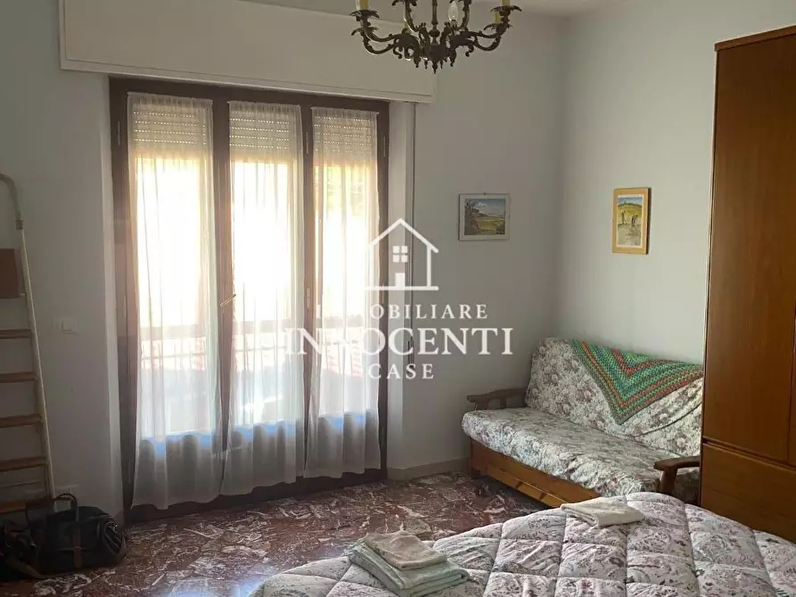 Immagine 6 di Appartamento in vendita  a Massa