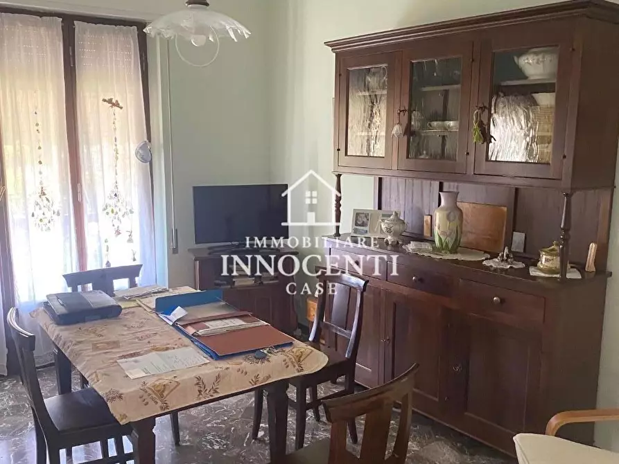 Immagine 13 di Appartamento in vendita  a Massa