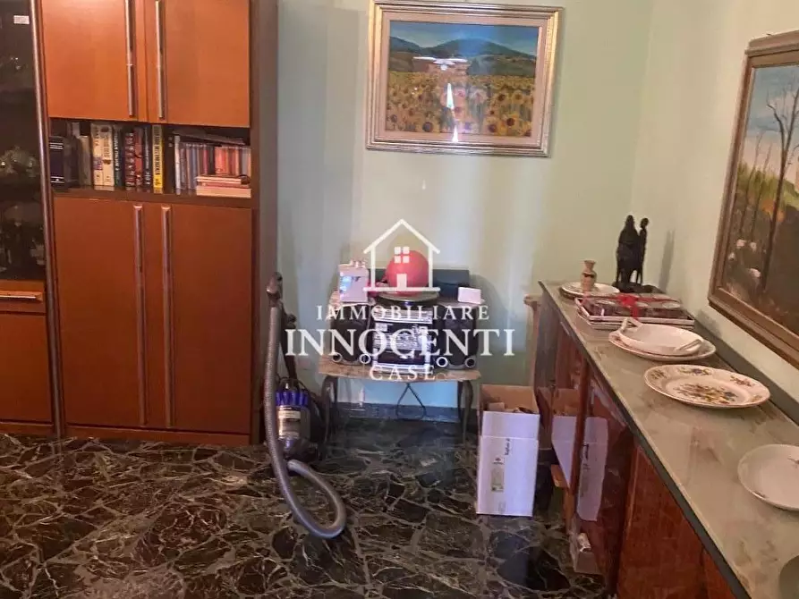 Immagine 16 di Appartamento in vendita  a Massa