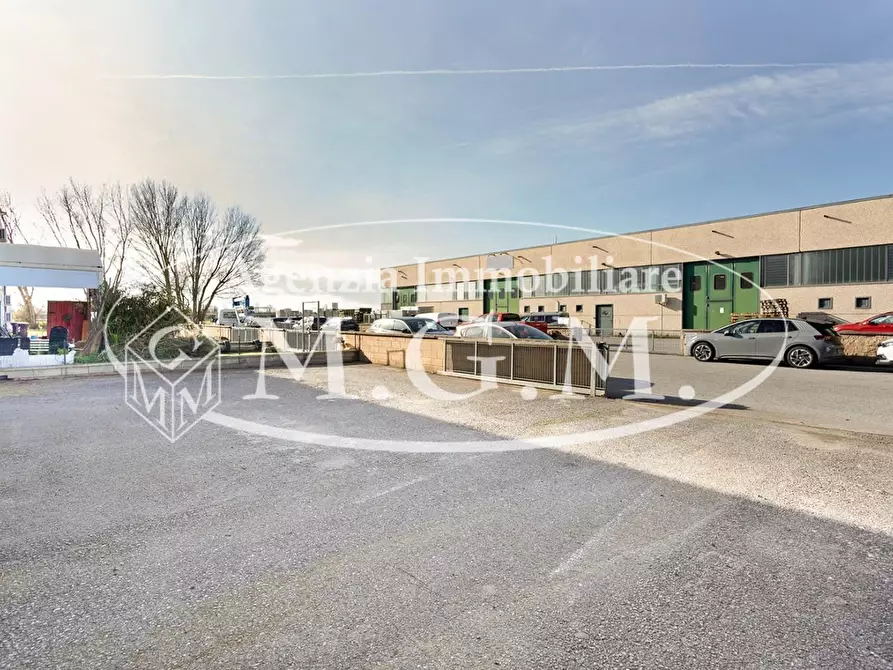 Immagine 5 di Attività artigianale in vendita  a Vicopisano