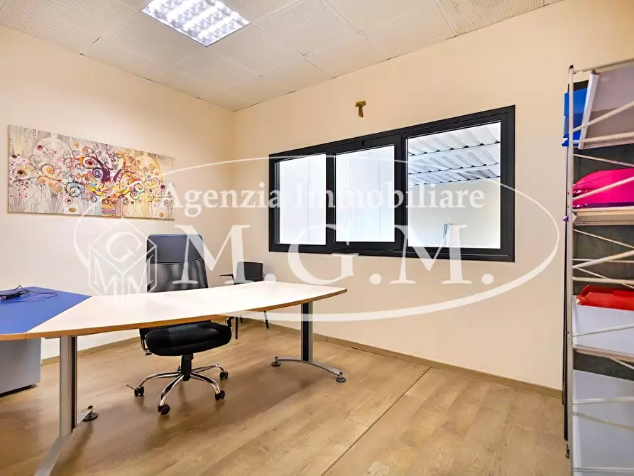 Immagine 24 di Attività artigianale in vendita  a Vicopisano