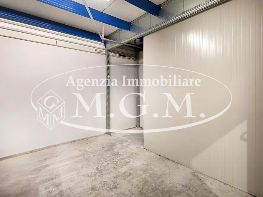 Immagine 15 di Attività artigianale in vendita  a Vicopisano