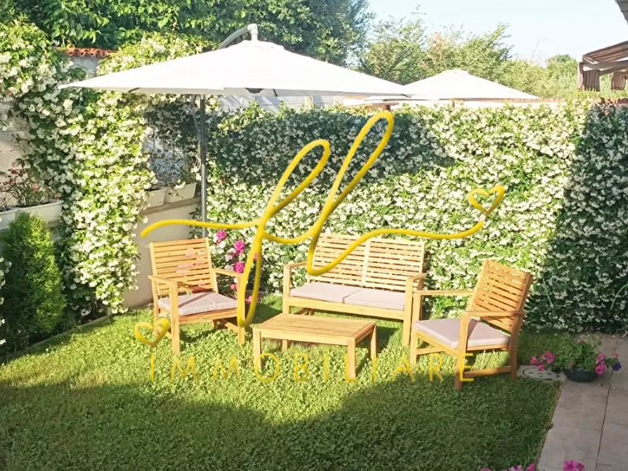 Immagine 9 di Terratetto in vendita  a Livorno