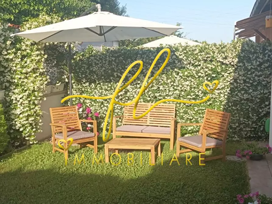 Immagine 14 di Terratetto in vendita  a Livorno