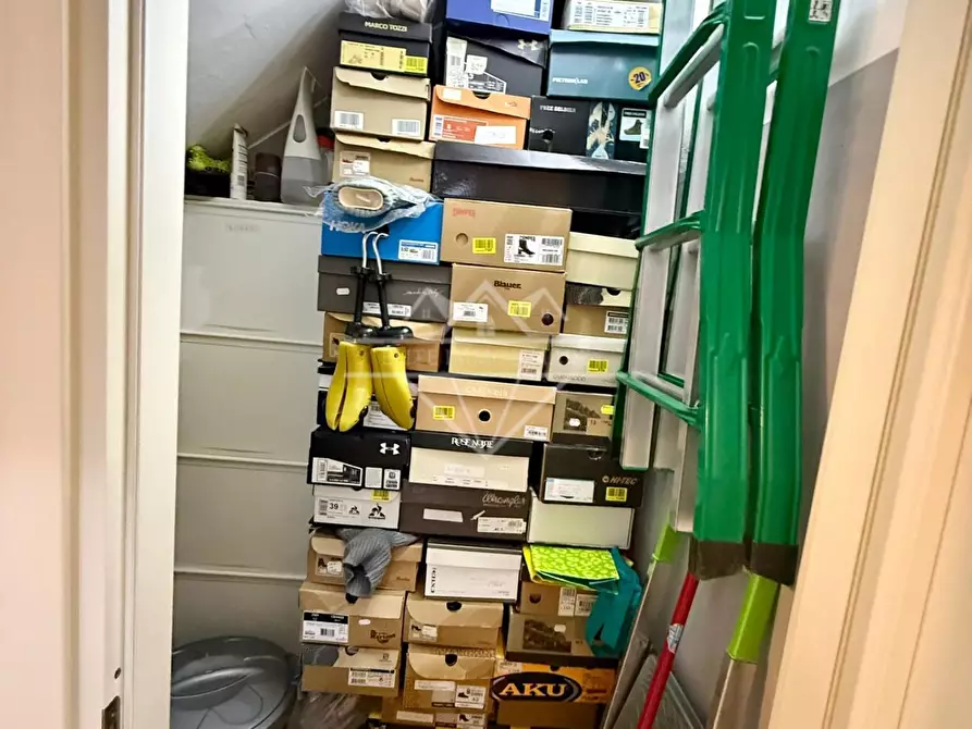 Immagine 10 di Villetta a schiera in vendita  a Carrara