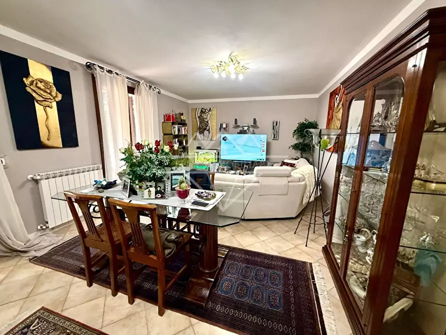 Immagine 5 di Villetta a schiera in vendita  a Carrara