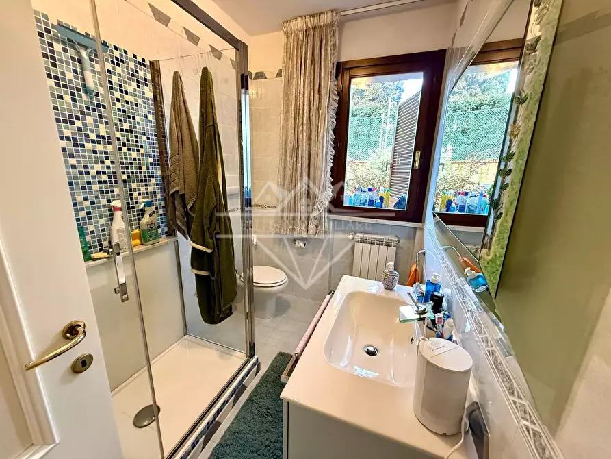 Immagine 13 di Villetta a schiera in vendita  a Carrara