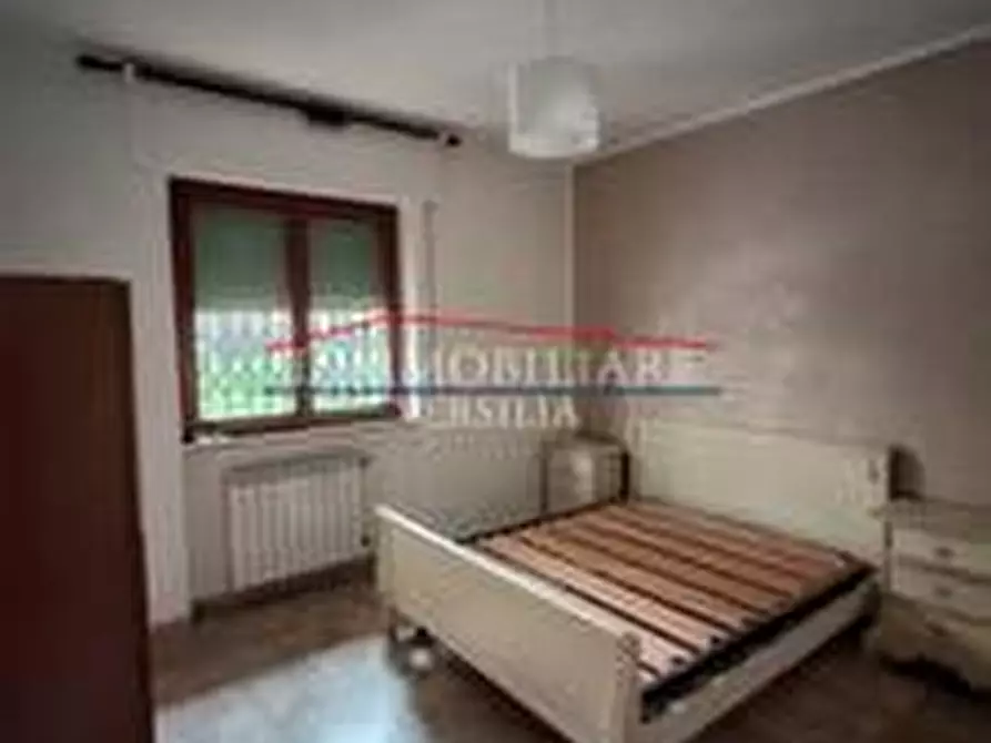 Immagine 11 di Appartamento in vendita  a Massa