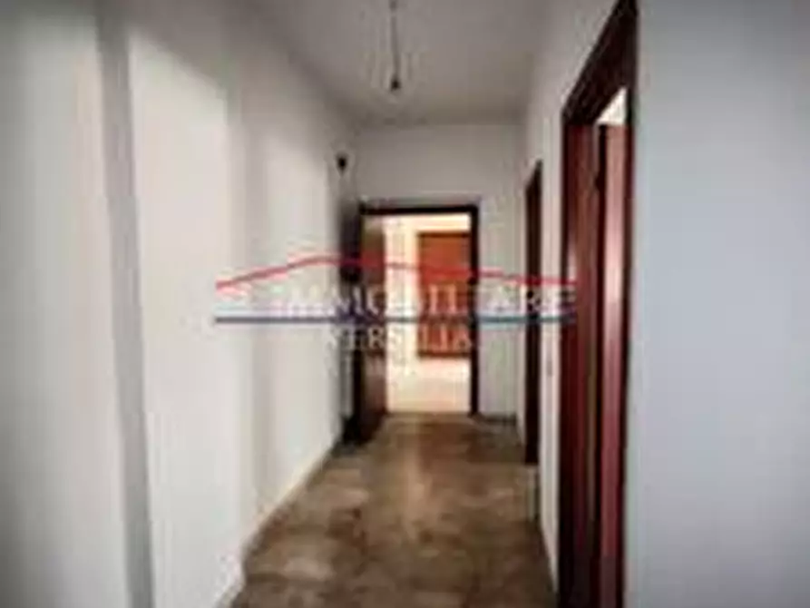 Immagine 9 di Appartamento in vendita  a Massa