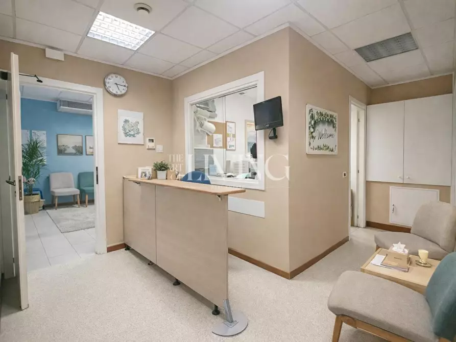 Immagine 3 di Ufficio in vendita  a Capannori