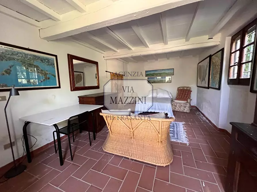 Immagine 44 di Rustico / casale in vendita  a Pietrasanta
