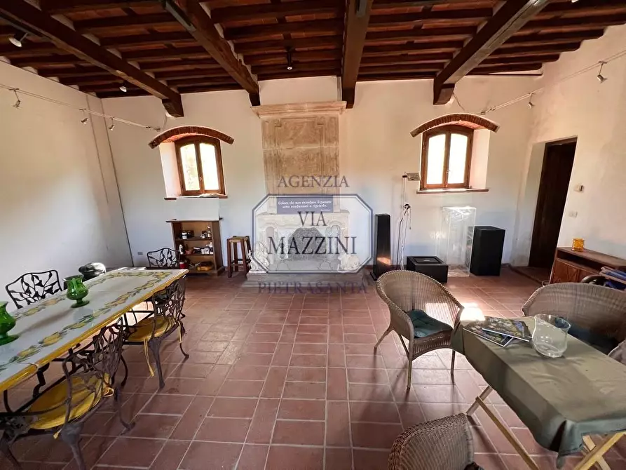 Immagine 35 di Rustico / casale in vendita  a Pietrasanta