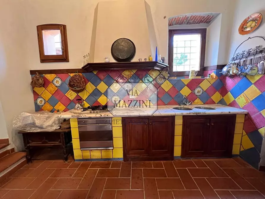Immagine 5 di Rustico / casale in vendita  a Pietrasanta