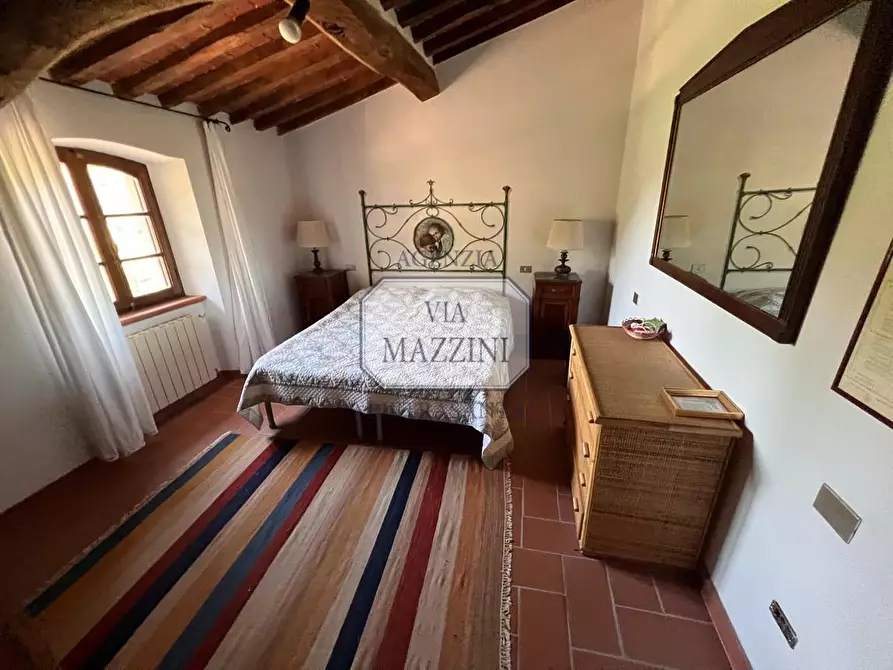 Immagine 53 di Rustico / casale in vendita  a Pietrasanta