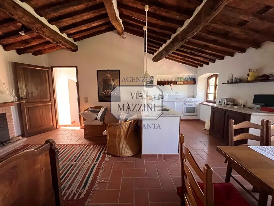 Immagine 45 di Rustico / casale in vendita  a Pietrasanta