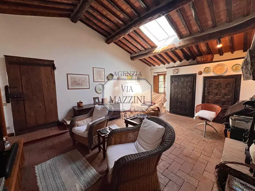 Immagine 23 di Rustico / casale in vendita  a Pietrasanta