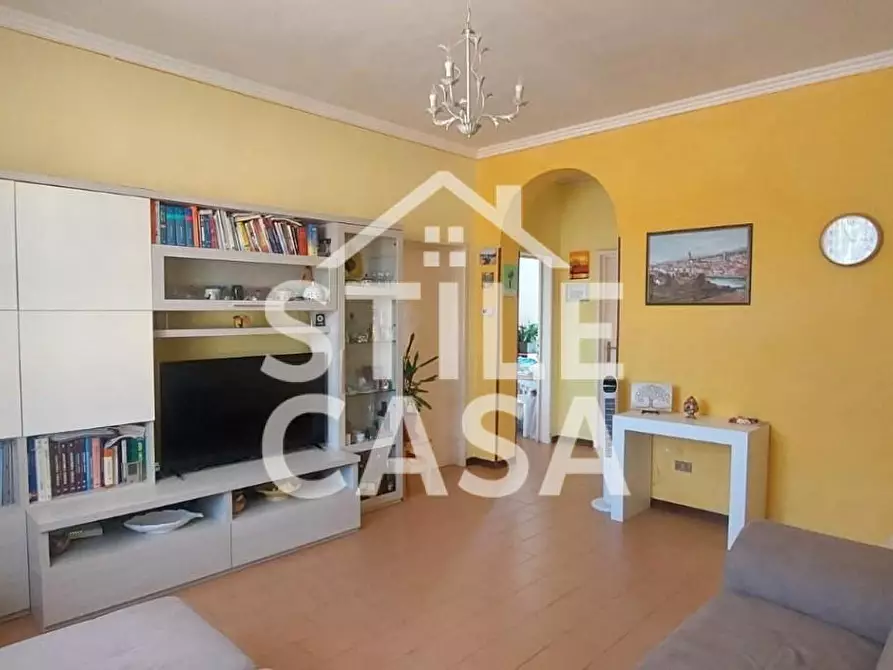 Immagine 1 di Appartamento in vendita  a Pescia