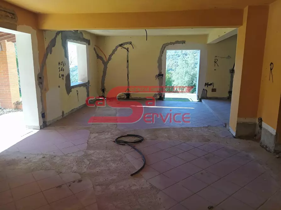 Immagine 4 di Villa in vendita  a Monsummano Terme