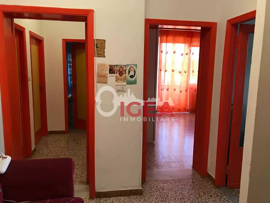 Immagine 19 di Appartamento in vendita  a Siena